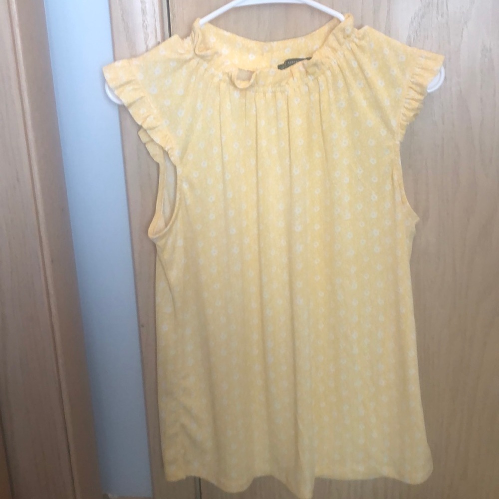 Short sleeve blouse